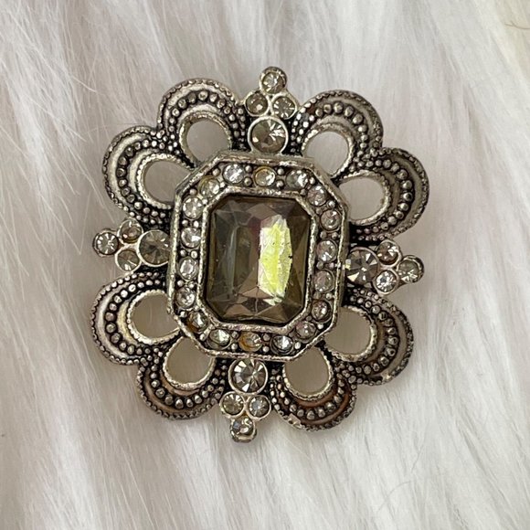 Vintage Avon Crystal Earrings Silver Plated Clip Ons - Picture 4 of 4